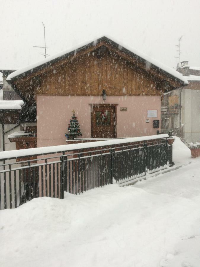 Fabbricato Indipendente Centro Apartment Lozzo Cadore Luaran gambar